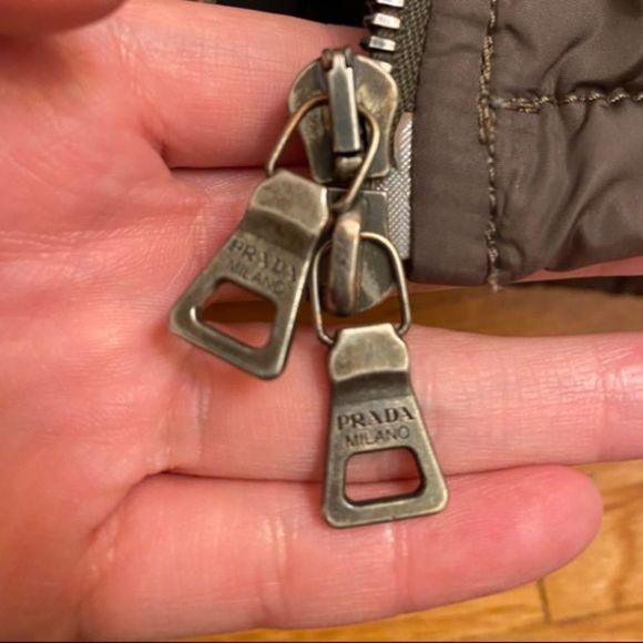 PRADA Short Puffer Down Jacket - Size P / XS - Picture 10 of 10